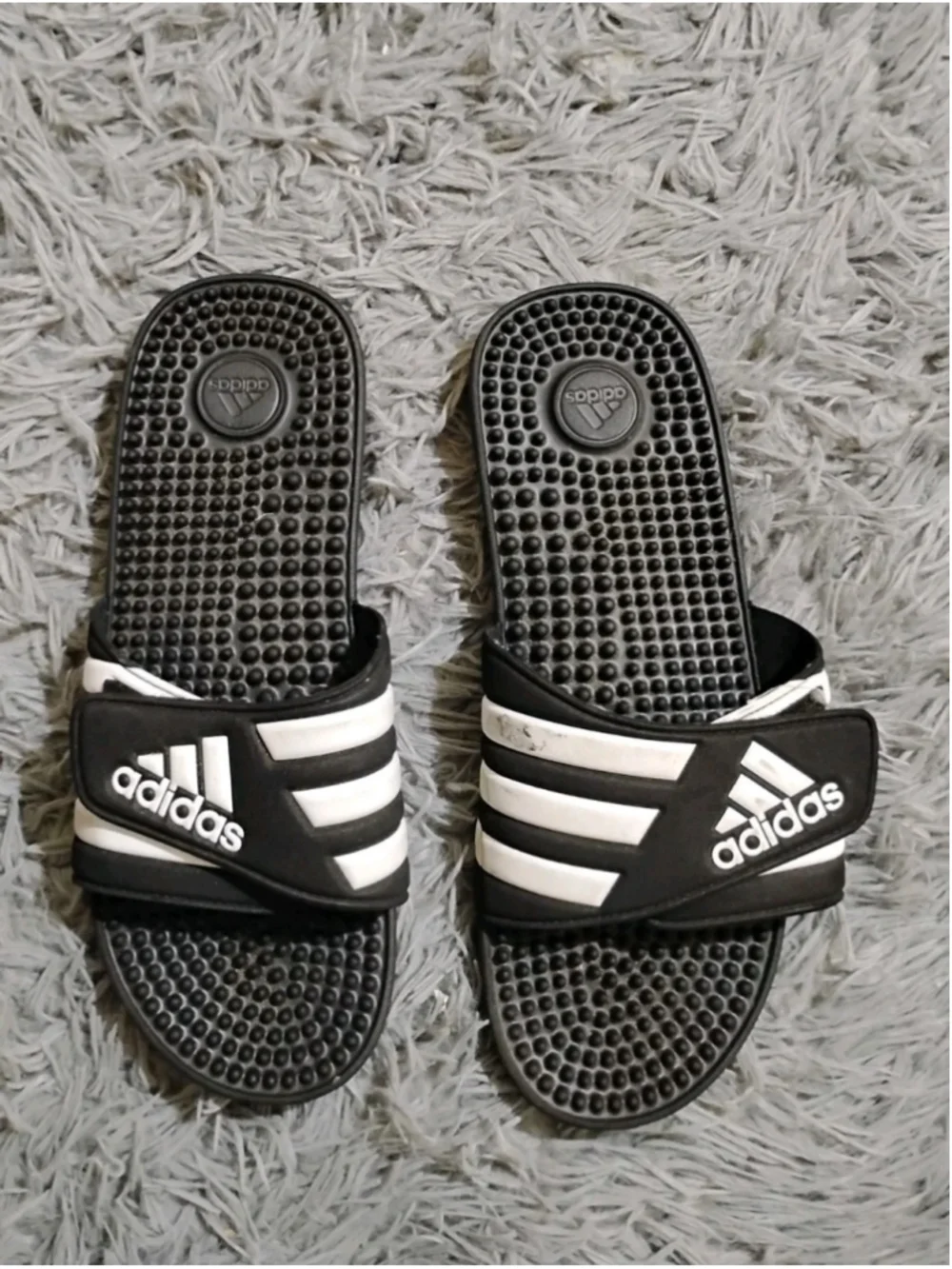 Adidas Menssize 10 Adissage F35580 White Black Open Toe Slip-On Slide Sandals